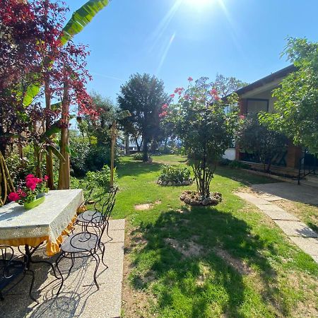 Casa Vacanze Gabbianella Villa Con Giardino Lungolago Maderno ตอสโกลาโน มาแดร์โน ภายนอก รูปภาพ