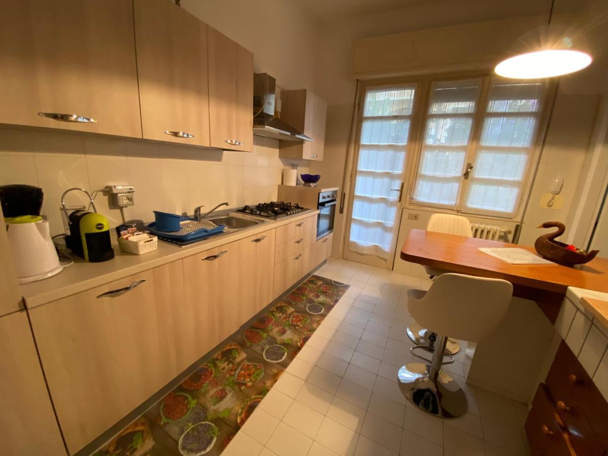 Casa Vacanze Gabbianella Villa Con Giardino Lungolago Maderno ตอสโกลาโน มาแดร์โน ภายนอก รูปภาพ