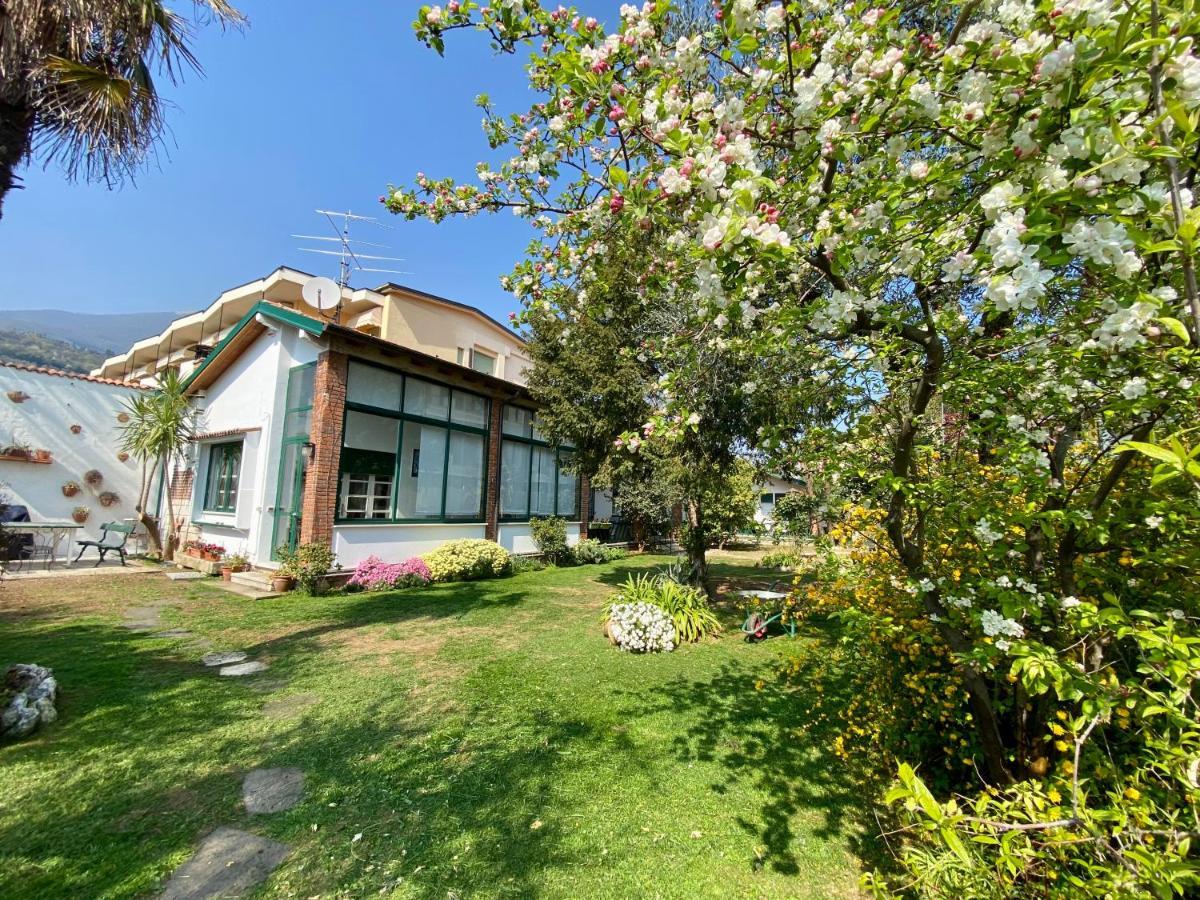 Casa Vacanze Gabbianella Villa Con Giardino Lungolago Maderno ตอสโกลาโน มาแดร์โน ภายนอก รูปภาพ