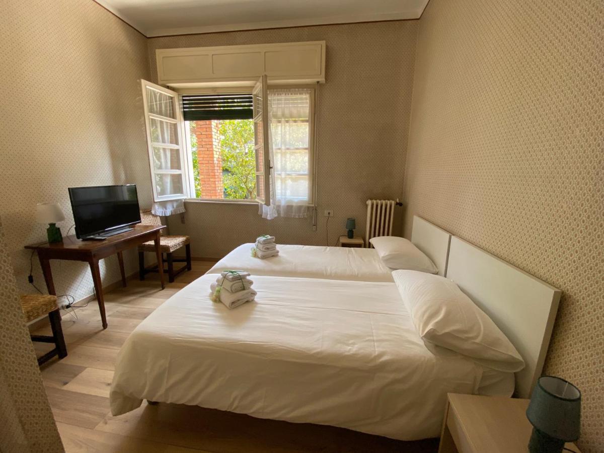 Casa Vacanze Gabbianella Villa Con Giardino Lungolago Maderno ตอสโกลาโน มาแดร์โน ภายนอก รูปภาพ